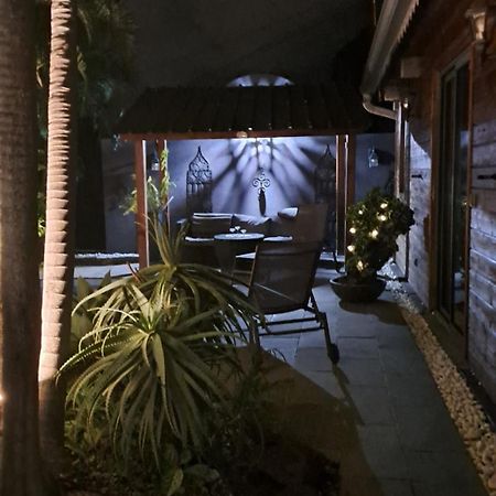 La Liane De Jade 974-Lodge Le Palissandre - Jacuzzi Privatif - Piscine Chauffee Le Bois de Nefles  ภายนอก รูปภาพ