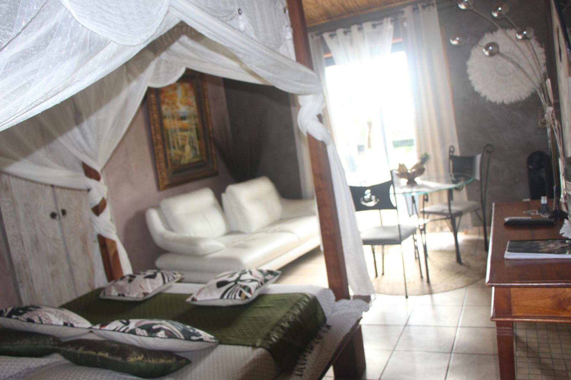 La Liane De Jade 974-Lodge Le Palissandre - Jacuzzi Privatif - Piscine Chauffee Le Bois de Nefles  ภายนอก รูปภาพ